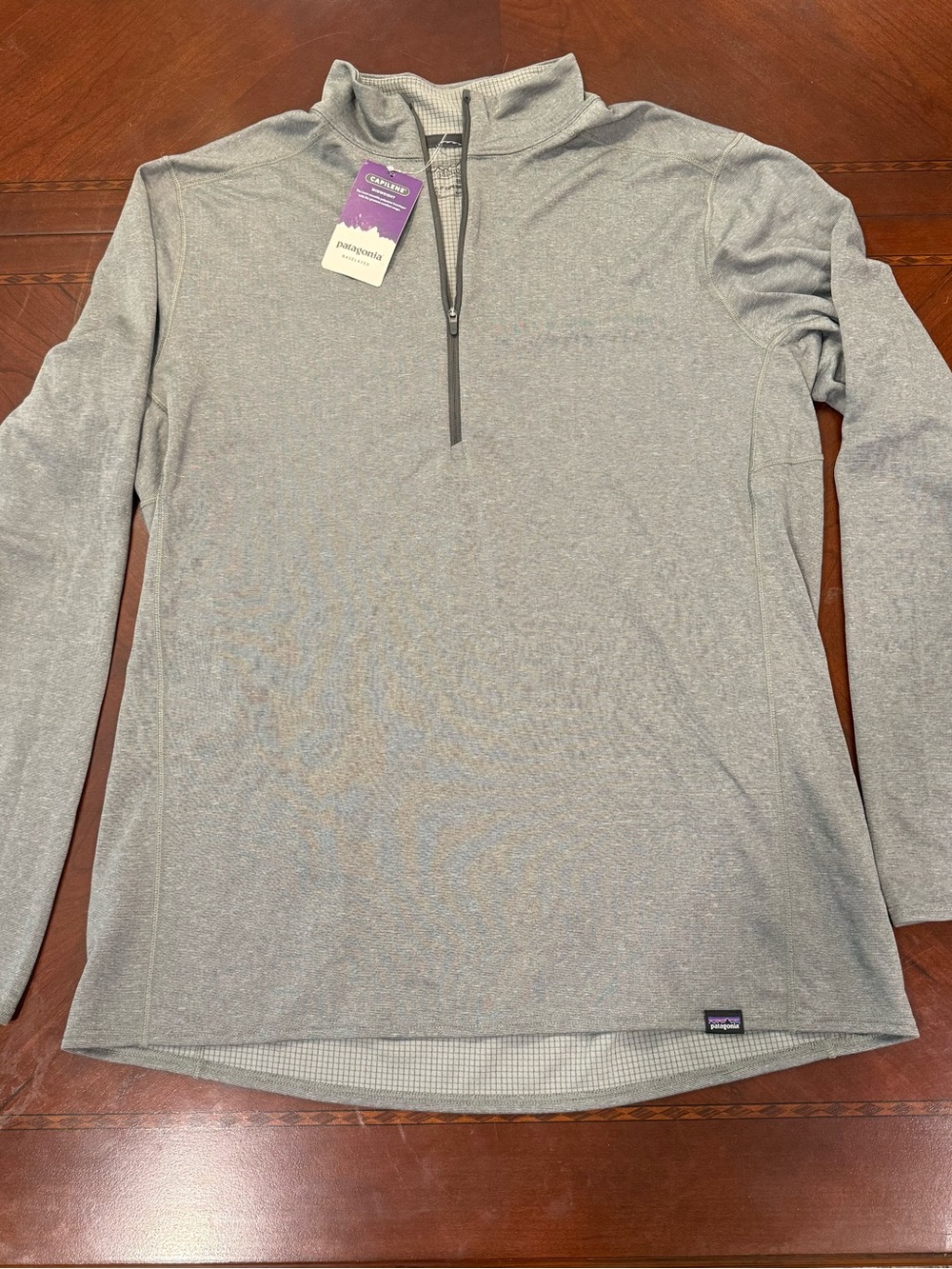 Patagonia Capilene Base layer Midweigh Tech Pullover with logo 1/4 zipper XL